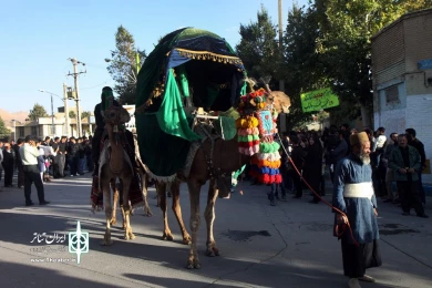 کاروان نمادین دشت کربلا در فرخشهر به راه افتاد