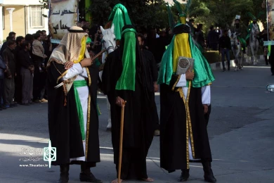 کاروان نمادین دشت کربلا در فرخشهر به راه افتاد