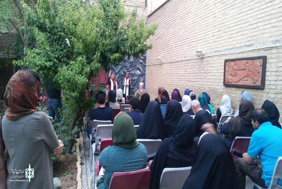نقالی بیژن و منیژه در شهرکرد اجرا شد.