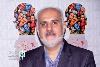 داور بیست‌ و نهمین جشنواره تئاتر چهارمحال و بختیاری:

افزودن تئاتر ارزشی به سبد فرهنگی خانواده لازم است