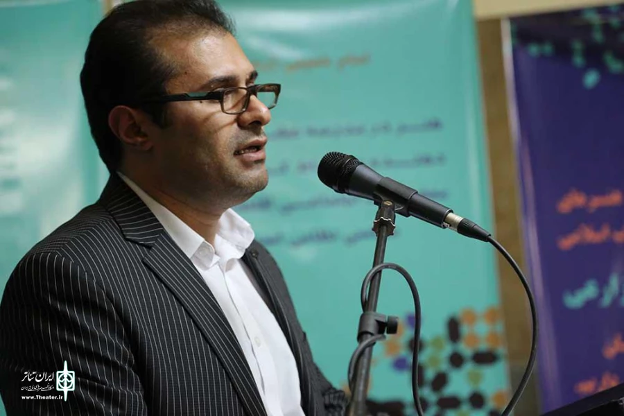 آیین افتتاحیه دفتر تئاتر مردمی بچه‌های مسجد استان چهارمحال و بختیاری
عکس: محسن باقری
