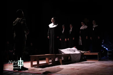 نمایش «بدن مقدس»
عکس: آمنه طاهرزاده