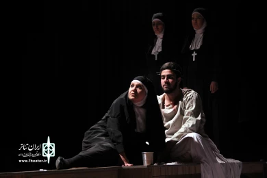 نمایش «بدن مقدس»
عکس: آمنه طاهرزاده