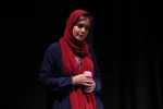 نمایش «خدا حافظ»
عکس: آمنه طاهرزاده