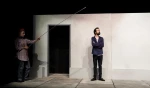 کارت تردد هر انسان در جهان کنونی بنابر ضرورت بودنش مُهر می‌خورد 2