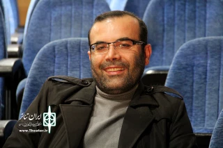 کارگردان شرکت کننده در سی و هفتمین جشنواره تئاتر فجر استانی چهارمحال و بختیاری

فقر نمایشنامه کودک و نوجوان بزرگترین مشکل تئاتر کودک ونوجوان در کشور است
