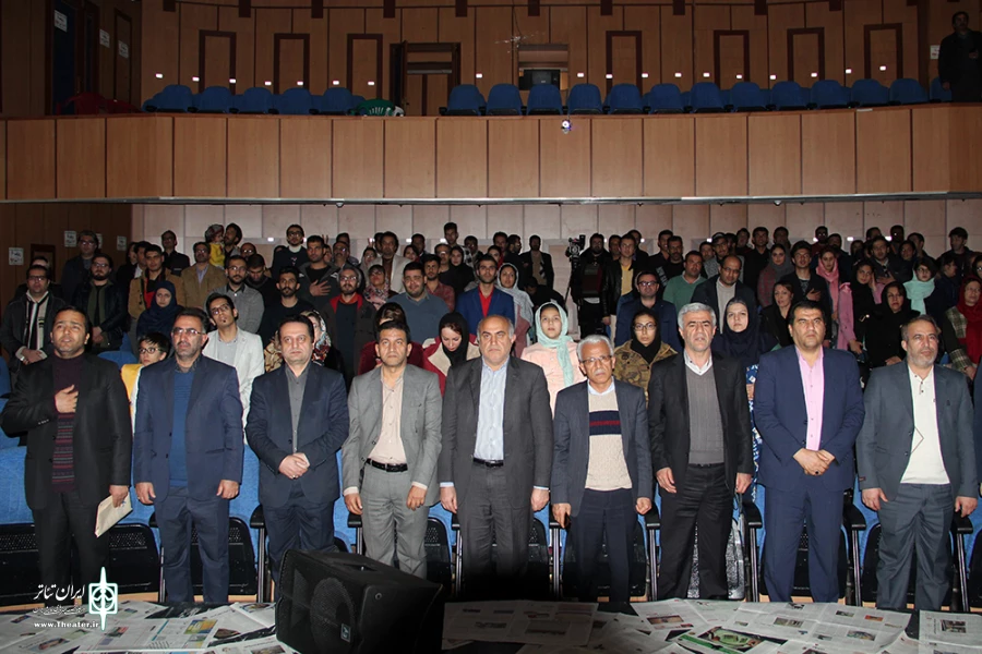 گزارش تصویری روز آخر و اختتامیه سی و هفتمین جشنواره تئاتر فجر استانی چهارمحال و بختیاری 
عکس: آمنه طاهر زاده