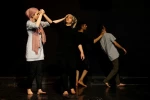 دومین کارگاه آموزشی تئاتر«بدن آگاهی» با حضور «مهدی حسام الذاکرین» 
عکس: فاطمه طاهری و عادل محمدیان