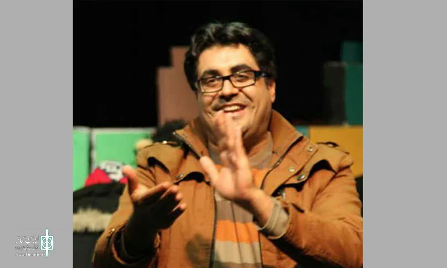 ناصر مجمودی هنرمند تئاتر استان چهارمحال و بختیاری مجری برتر کشورشد 2
