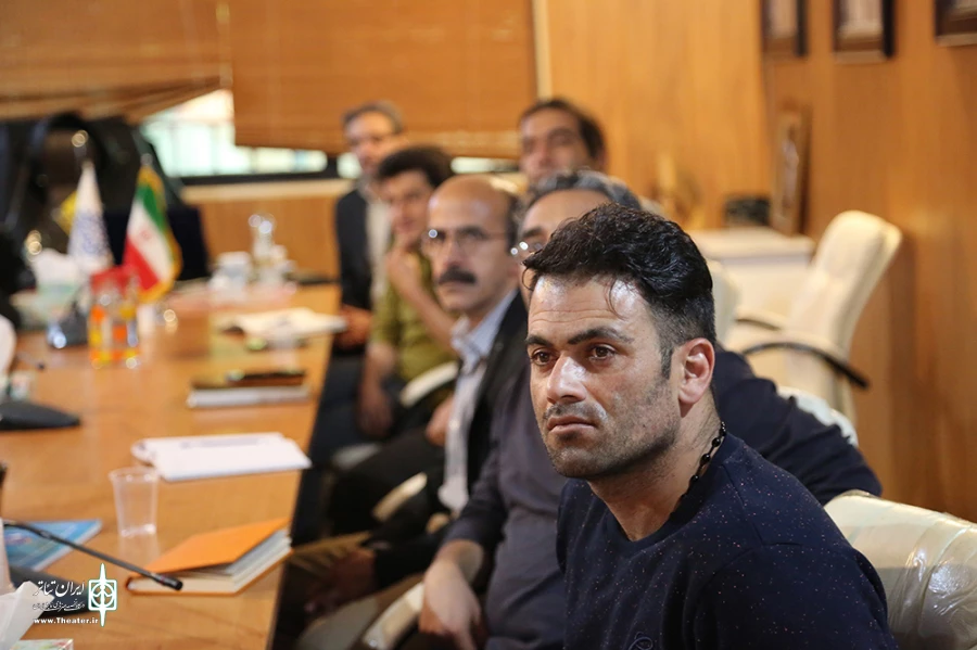 کارگاه تخصصی «کارگردانی و شیوه‌های اجرایی نوین در تئاتر معاصر جهان» در شهرکرد برگزارشد 7
