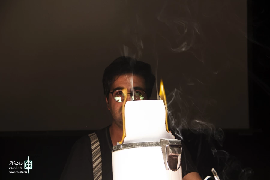گزارش تصویری از اولین روز سی و یکمین جشنواره تئاتر چهارمحال و بختیاری
عکس: آمنه طاهر زاده