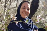جشنواره میدانی برای رقابت تجربه است
امیدوارم زمینه ای فراهم شود که هنرمندان تئاتر بتوانند در جشنواره آثار هم دیگر را ببینند
 2