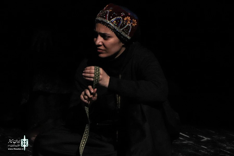 نمایش«کل»
عکس: فاطمه جهانبخشی