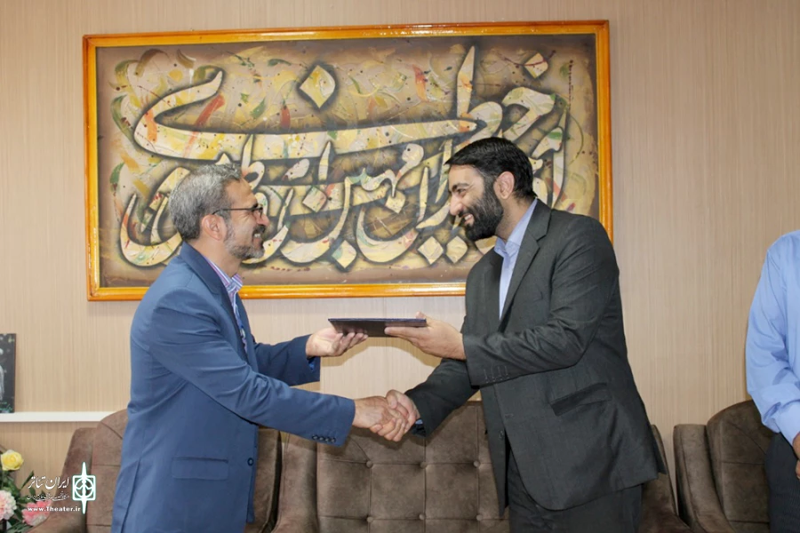 دبیر سی و چهارمین جشنواره تئاتراستانی معرفی شد 2