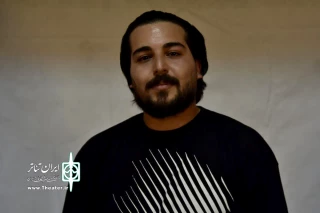 سعید شیرزاد نویسنده و کارگردان شرکت کننده در جشنواره سی و چهارم چهارمحال و بختیاری

نسل ما دلگرم به برگزاری جشنواره است
