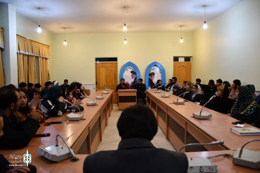 گزارش تصویری روز سوم جشنواره 34