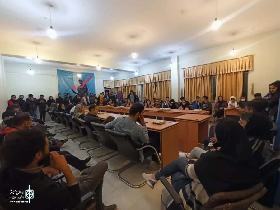گزارش تصویری روز سوم جشنواره 34