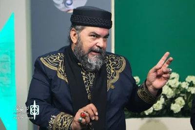 گفت‌وگو با عضو هیئت انتخاب جشنواره نمایش‌های آیینی و سنتی

ابوالفضل ورمزیار: آثار را بدون ترحم و با سخت‌گیری گزینش کردیم