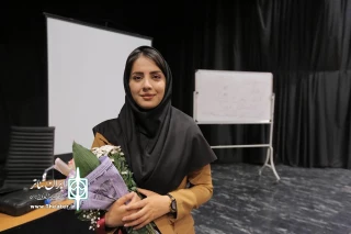 گفت و گو با کارگردان و بازیگر جوان تئاتر تک

راضیه رییسی: تئاتر تک موجب بروز استعدادها و توانایی‌های بازیگر می‌شود