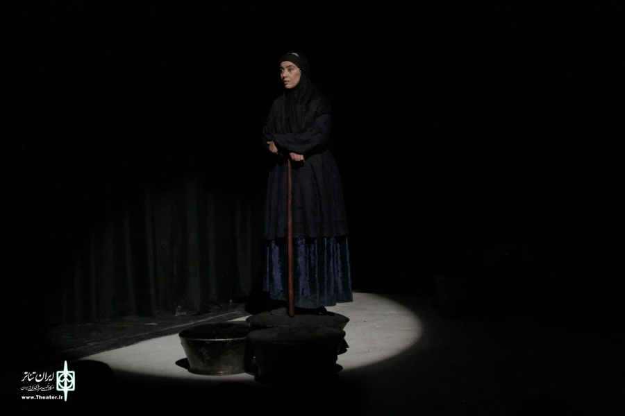 نمایش "پلٌ و پلنگ" 
عکس: آمنه طاهرزاده