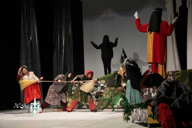 نمایش«جادوگر کوچولو» 
عکس: آمنه طاهرزاده
