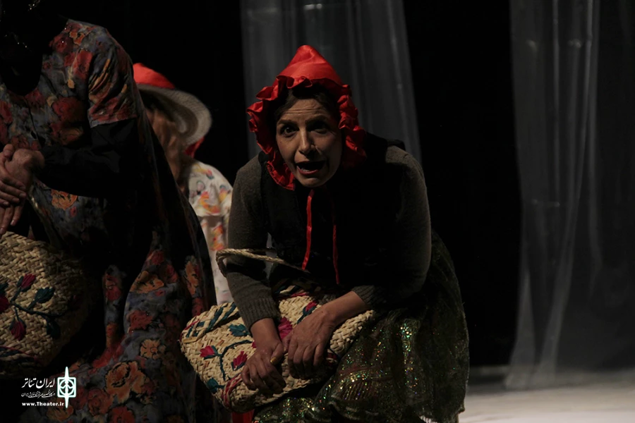 نمایش«جادوگر کوچولو» 
عکس: آمنه طاهرزاده