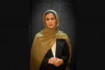 فاطمه جعفری بروجنی، کارگردان نمایش «درباره‌ی ماندن…»، بر لزوم توجه به شهرستان‌ها در برنامه‌ریزی جشنواره تأکید کرد. 2