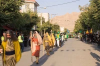 کاروان نمادین دشت کربلا در فرخشهر به راه افتاد