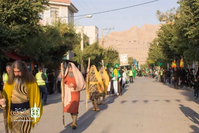 کاروان نمادین دشت کربلا در فرخشهر به راه افتاد